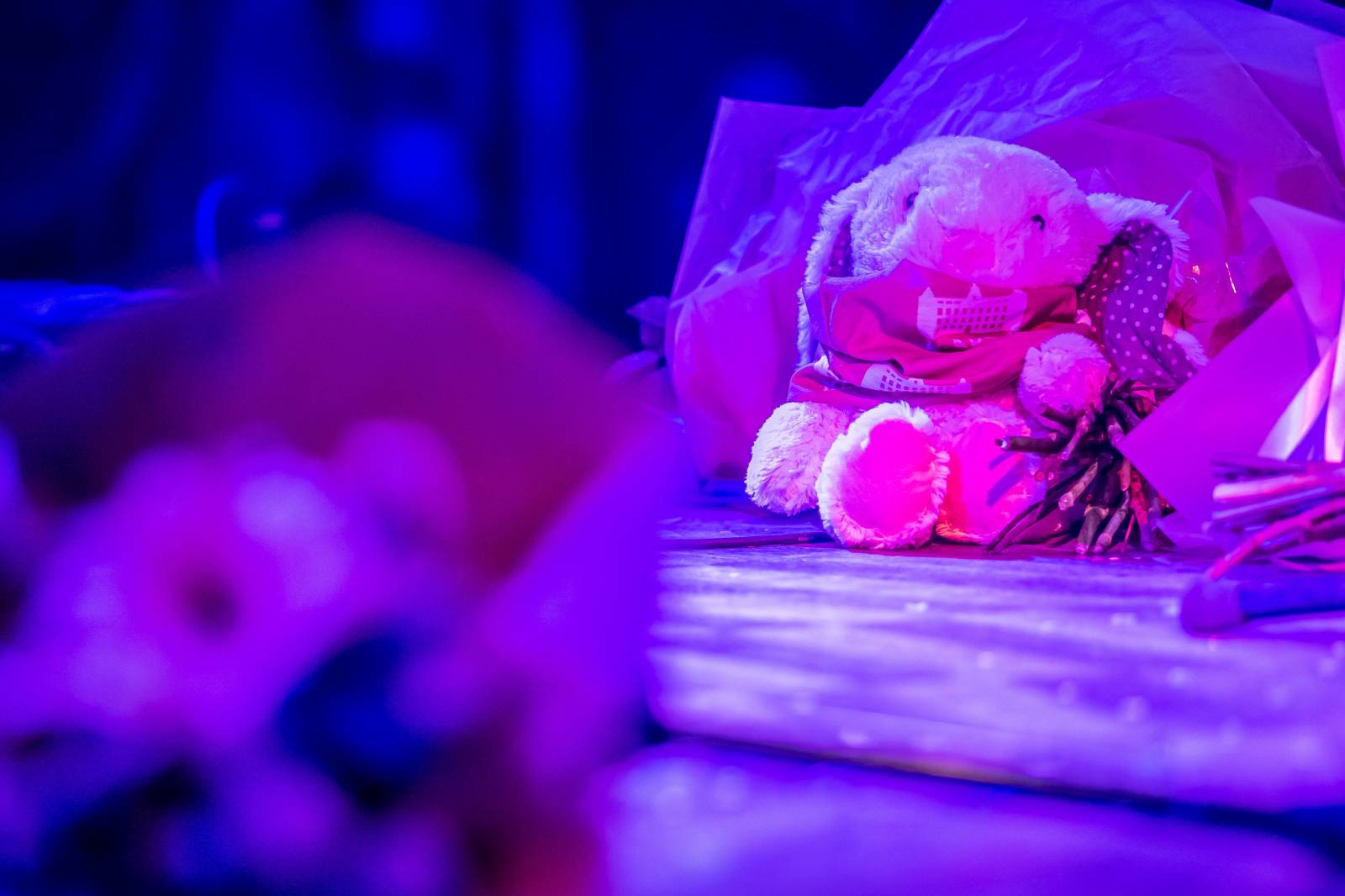 Anna Julie Slováčková pokřtila album Osudová, mezi hosty nechyběli Pokáč, Milan Peroutka nebo Marta Jandová