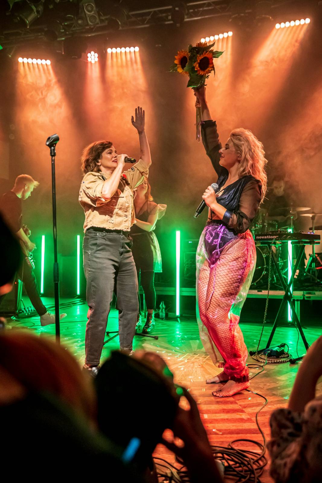 Anna Julie Slováčková pokřtila album Osudová, mezi hosty nechyběli Pokáč, Milan Peroutka nebo Marta Jandová