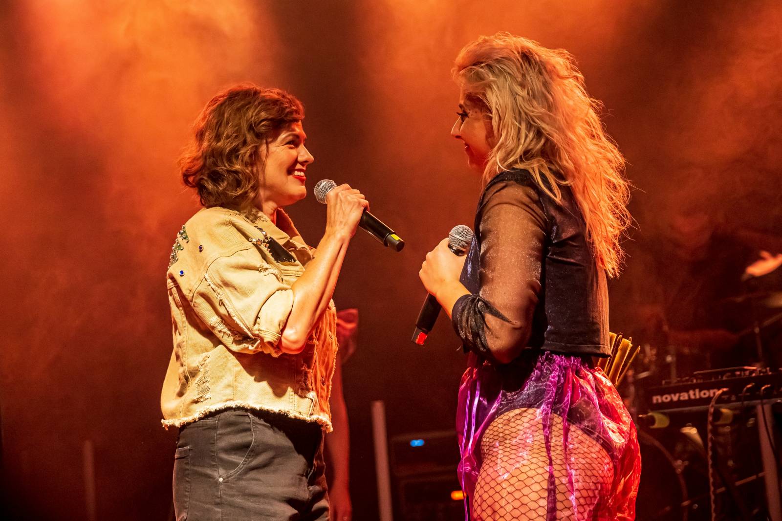 Anna Julie Slováčková pokřtila album Osudová, mezi hosty nechyběli Pokáč, Milan Peroutka nebo Marta Jandová