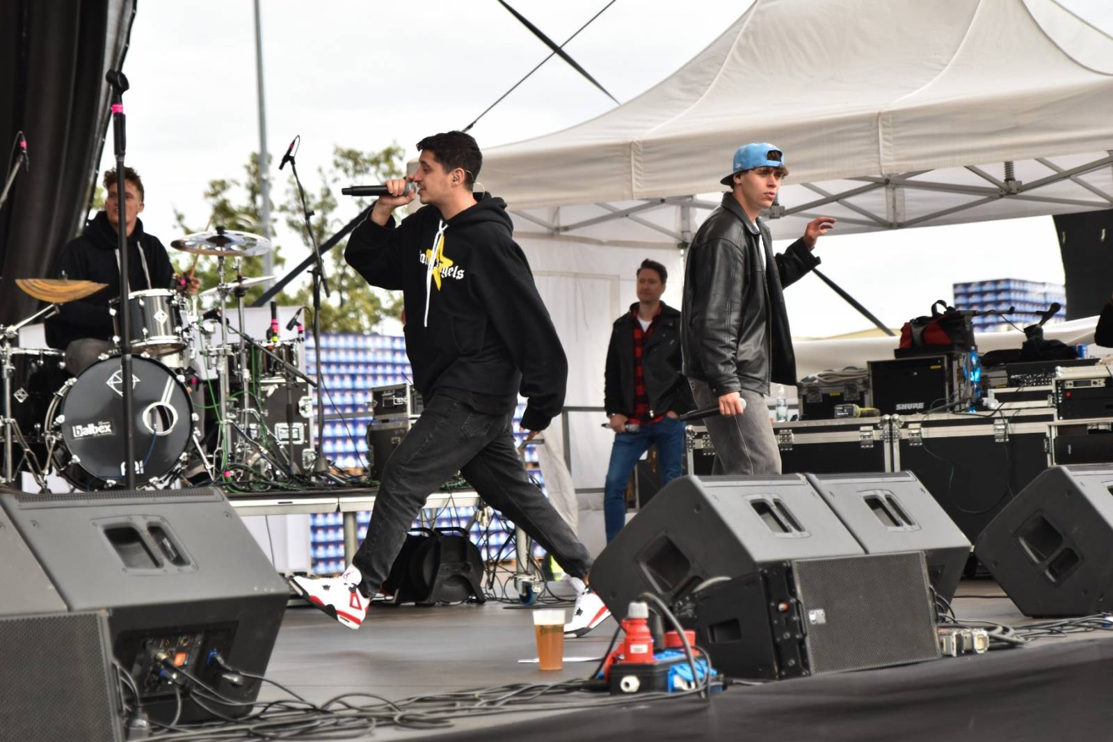 Druhý den Pilsner Festu zahájil Sofian MedjMedj, zahráli i Mig 21, Tata Bojs a J.A.R.