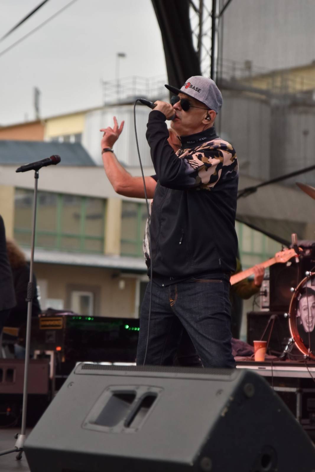 Druhý den Pilsner Festu zahájil Sofian MedjMedj, zahráli i Mig 21, Tata Bojs a J.A.R.