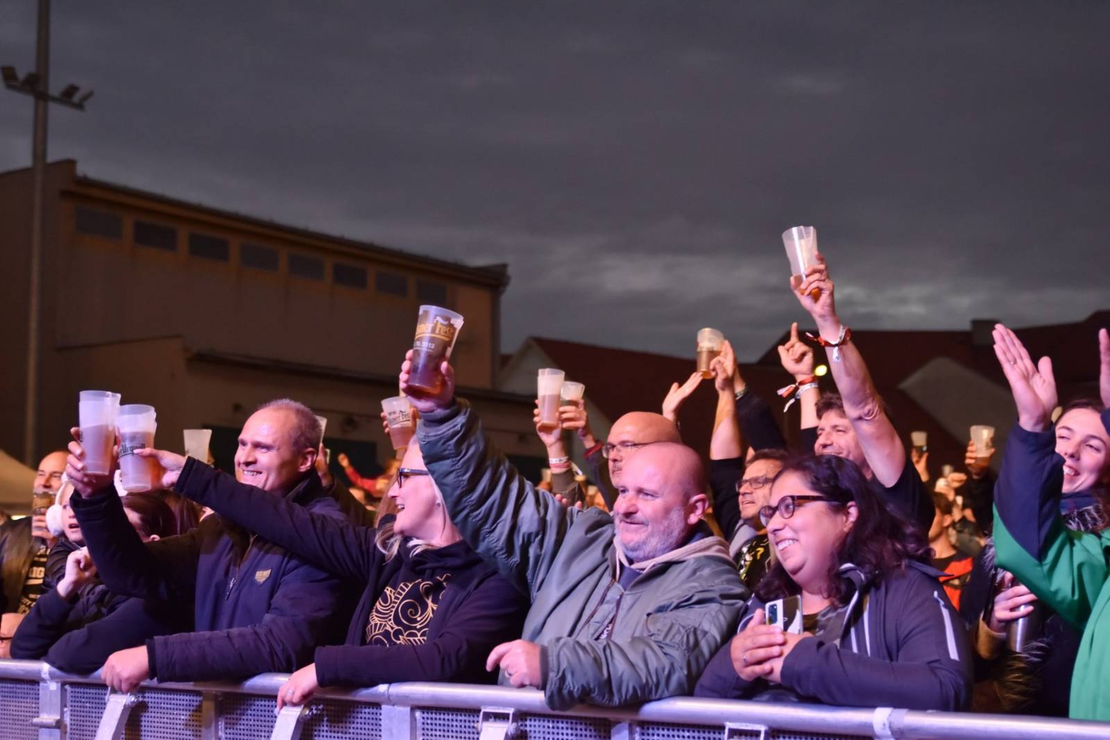Druhý den Pilsner Festu zahájil Sofian MedjMedj, zahráli i Mig 21, Tata Bojs a J.A.R.