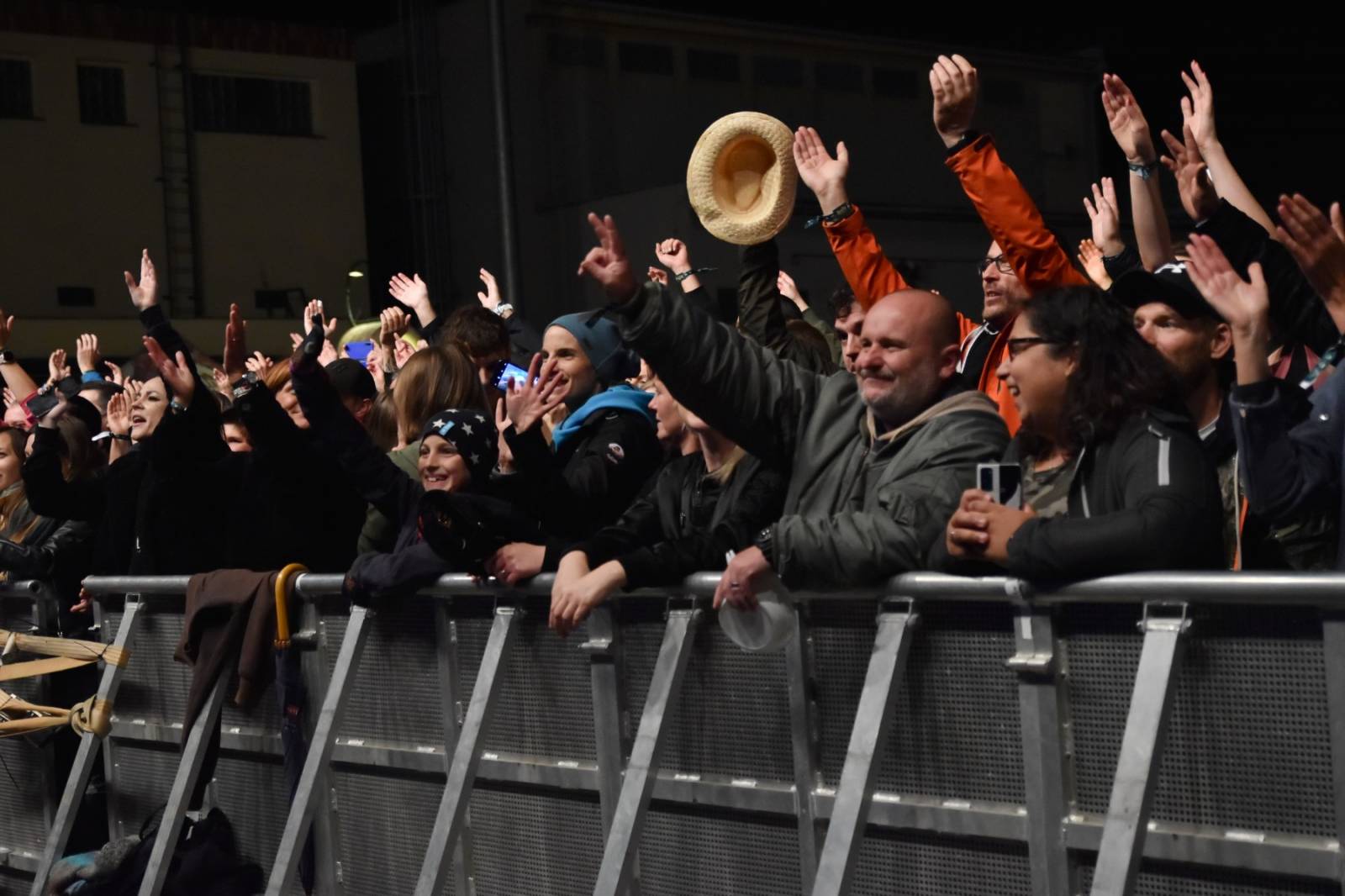 Druhý den Pilsner Festu zahájil Sofian MedjMedj, zahráli i Mig 21, Tata Bojs a J.A.R.