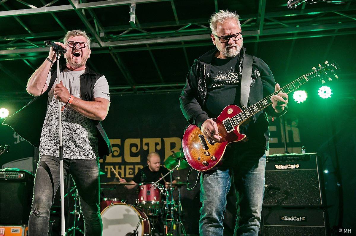 Sobota patřila v Plzni oslavám piva, zahráli Mig 21, Tata Bojs i J.A.R. 