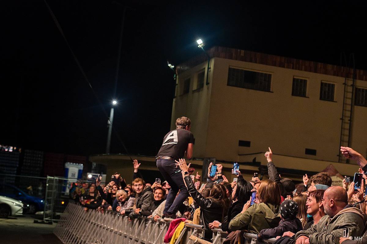 Sobota patřila v Plzni oslavám piva, zahráli Mig 21, Tata Bojs i J.A.R. 