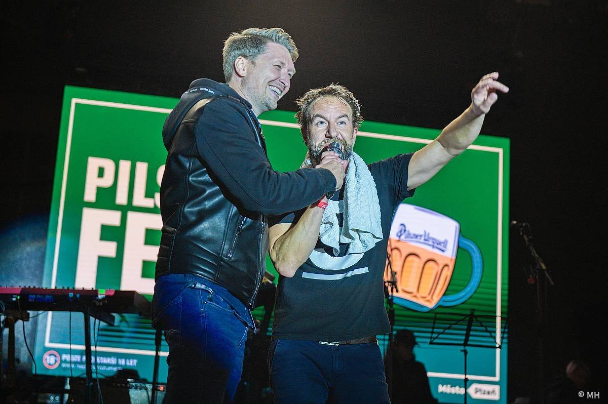 Sobota patřila v Plzni oslavám piva, zahráli Mig 21, Tata Bojs i J.A.R. 