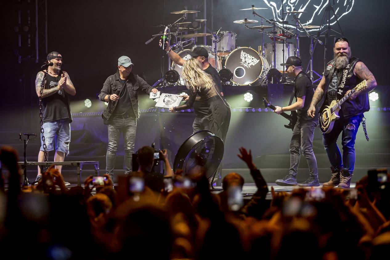 Škwor dvakrát vyprodal O2 universum, oslavil tam čtvrtstoletí i Zlatou desku