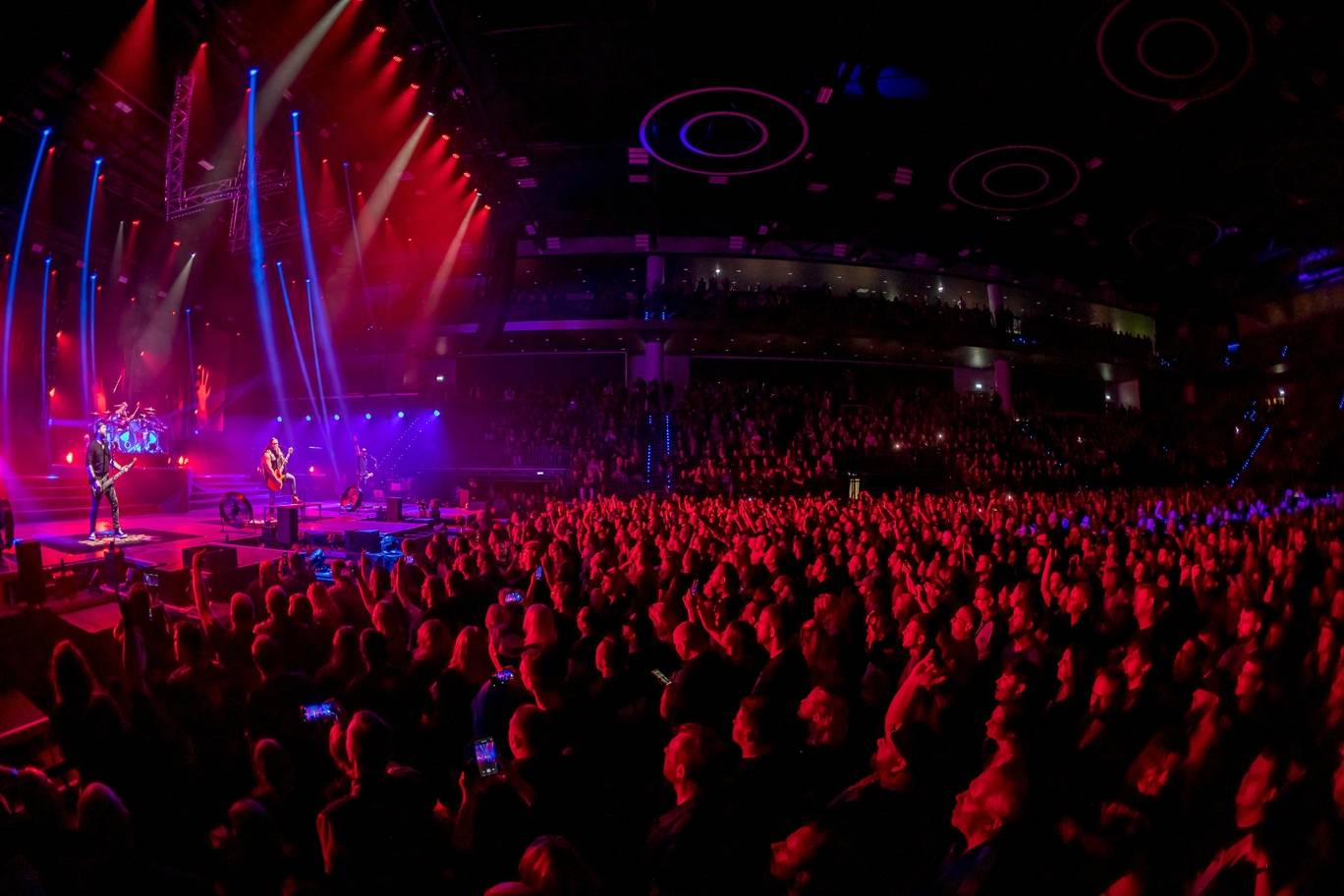 Škwor dvakrát vyprodal O2 universum, oslavil tam čtvrtstoletí i Zlatou desku