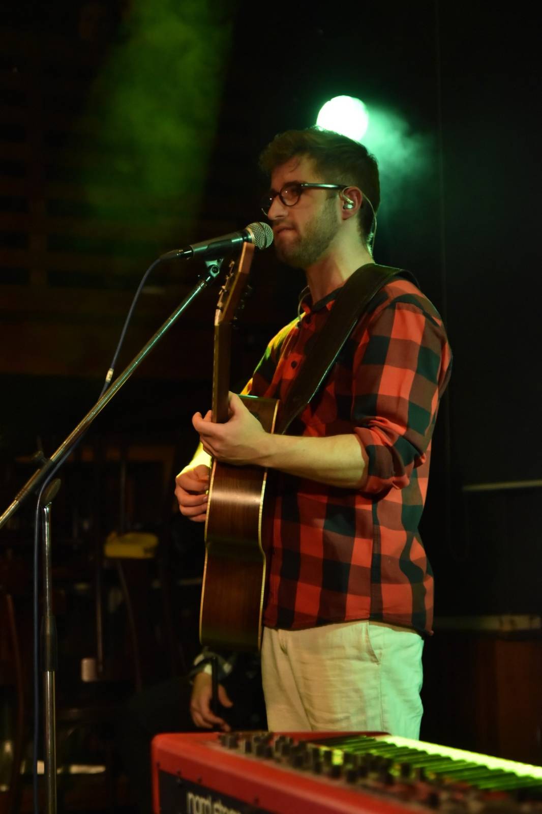 Michal Horák rozezpíval plzeňské fanoušky