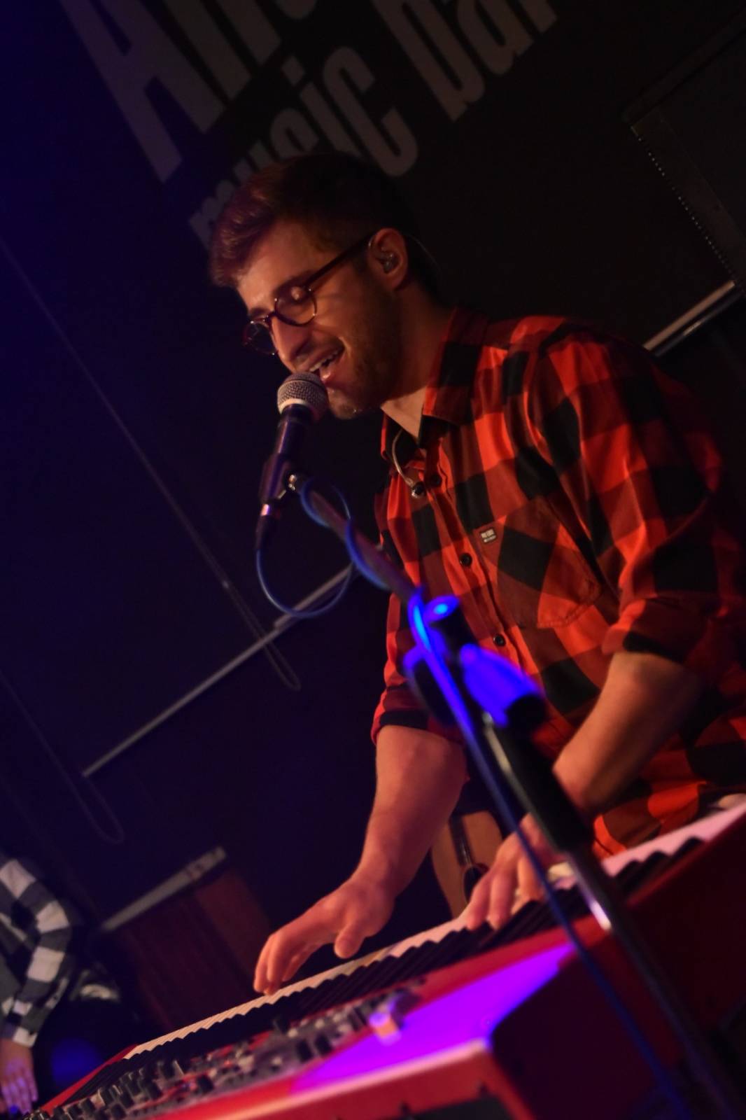 Michal Horák rozezpíval plzeňské fanoušky