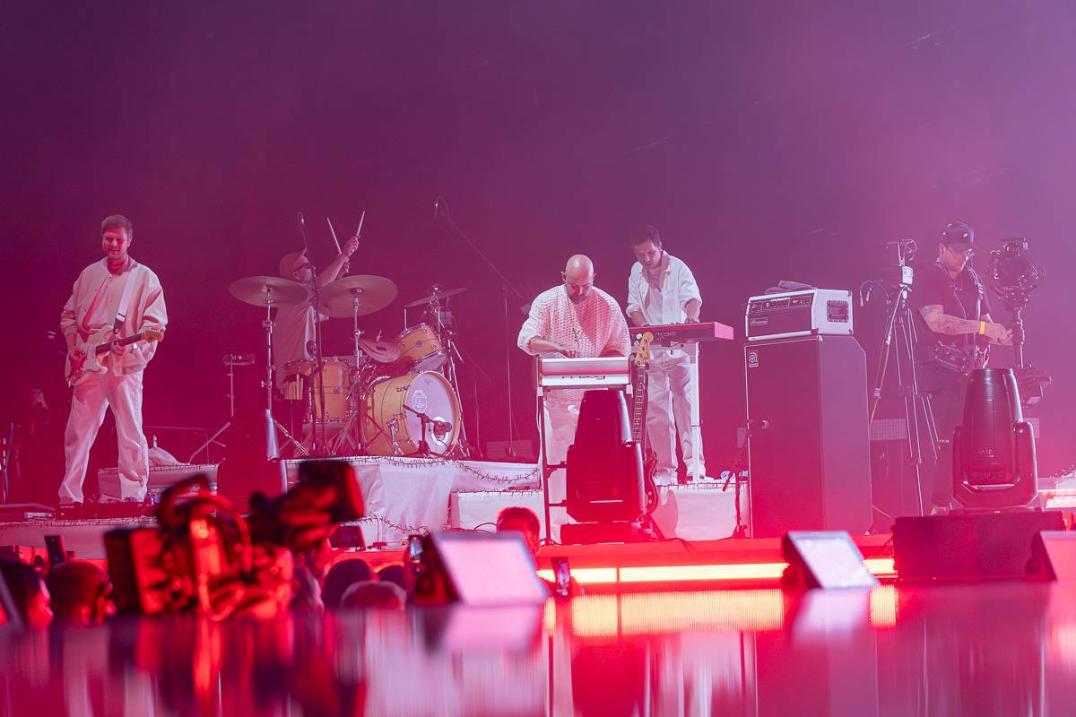 Božská Ewa. Farna dojímala i rozesmívala, O2 arena jí tleskala vestoje