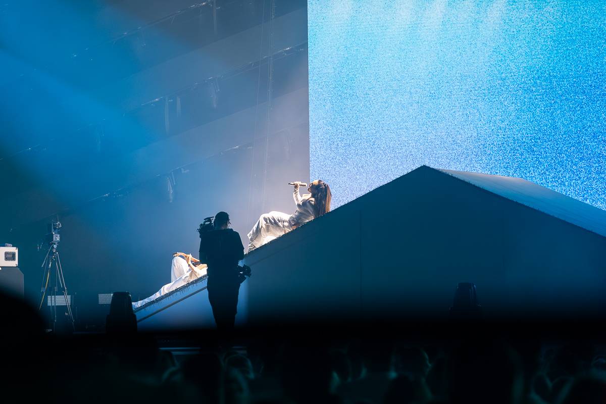 Božská Ewa. Farna dojímala i rozesmívala, O2 arena jí tleskala vestoje