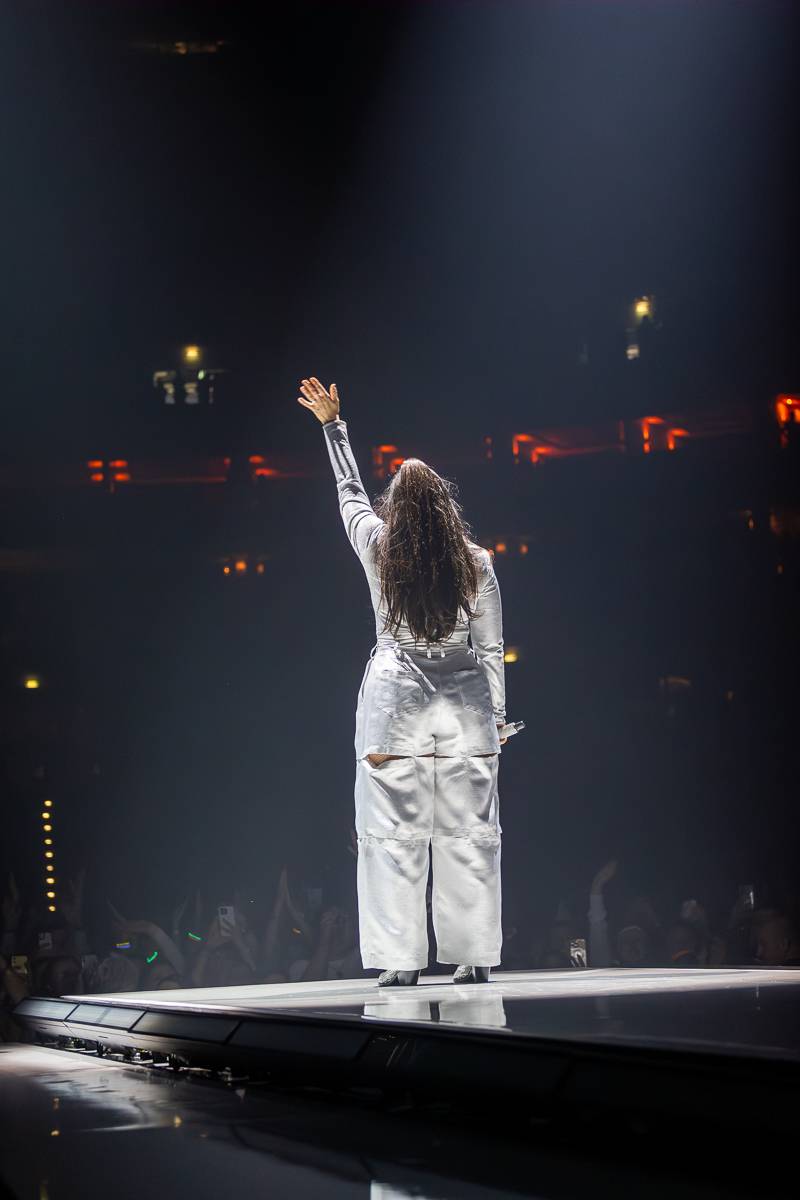 Božská Ewa. Farna dojímala i rozesmívala, O2 arena jí tleskala vestoje