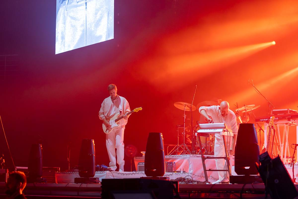 Božská Ewa. Farna dojímala i rozesmívala, O2 arena jí tleskala vestoje