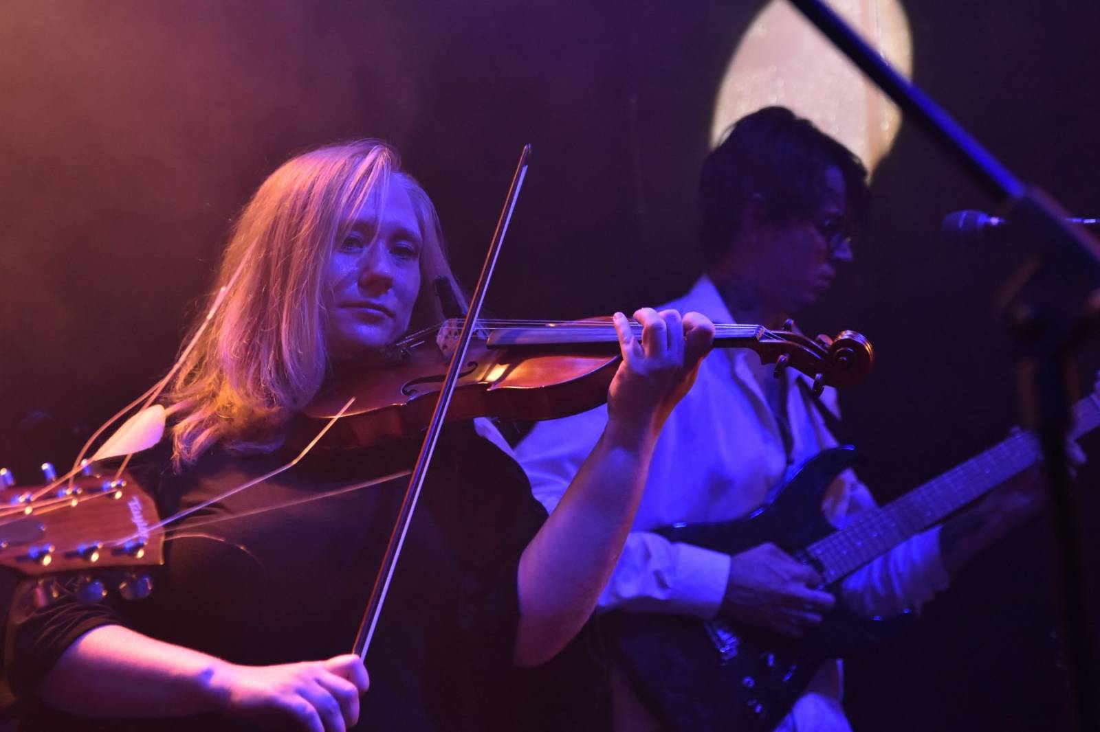 Pekař slaví deset let, v Plzni přehrál to nejlepší ze svých alb