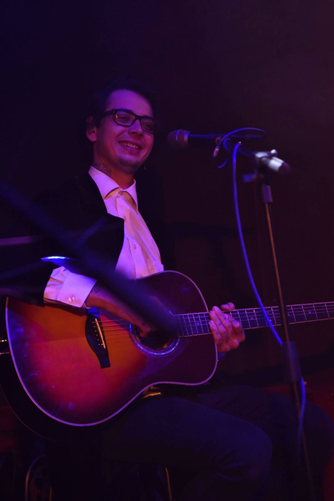 Pekař slaví deset let, v Plzni přehrál to nejlepší ze svých alb