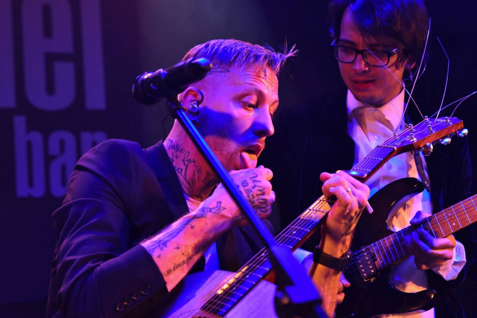 Pekař slaví deset let, v Plzni přehrál to nejlepší ze svých alb