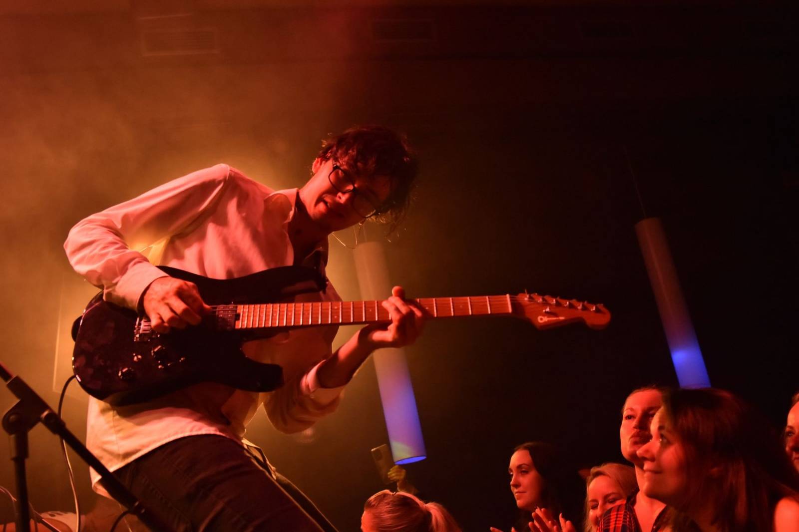 Pekař slaví deset let, v Plzni přehrál to nejlepší ze svých alb