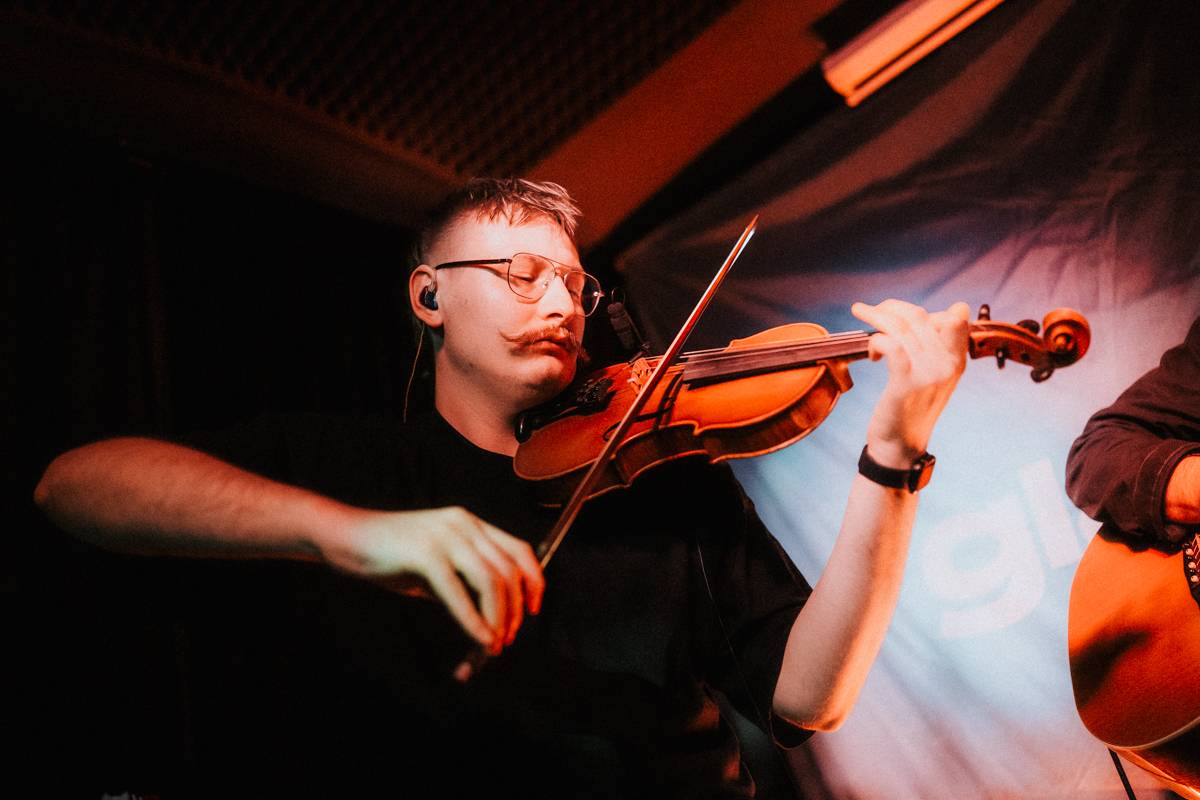 Glad for Today přivezli Acoustic Gallery i do Prahy