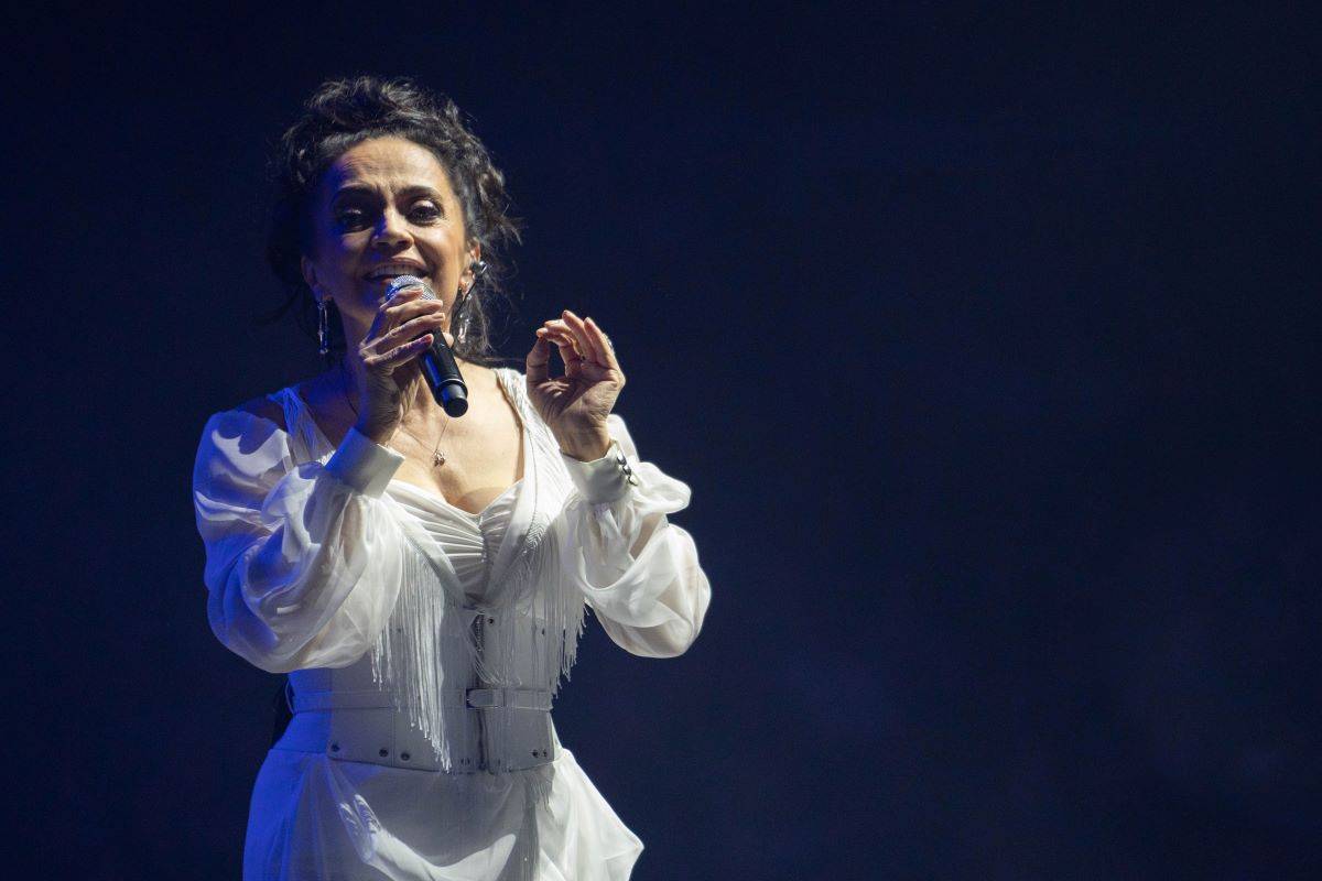 Český mejdan v O2 areně rozjeli Chinaski, Olympic, Čechomor s Lucií Bílou i O5 a Radeček