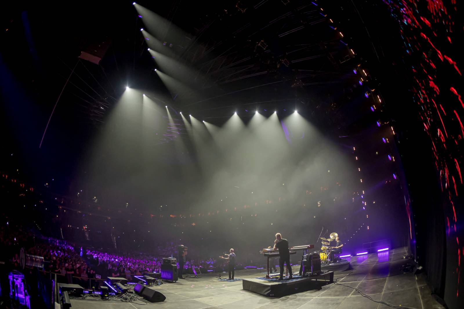 Impuls rozjel v O2 areně český mejdan, pozval na něj Chinaski, Olgu Lounovou, Olympic i 4 Tenory