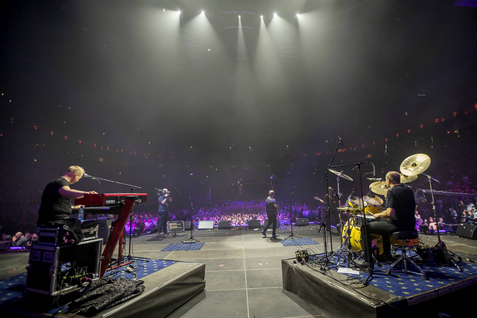 Impuls rozjel v O2 areně český mejdan, pozval na něj Chinaski, Olgu Lounovou, Olympic i 4 Tenory