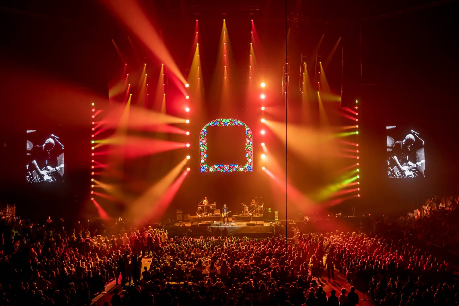 Impuls rozjel v O2 areně český mejdan, pozval na něj Chinaski, Olgu Lounovou, Olympic i 4 Tenory