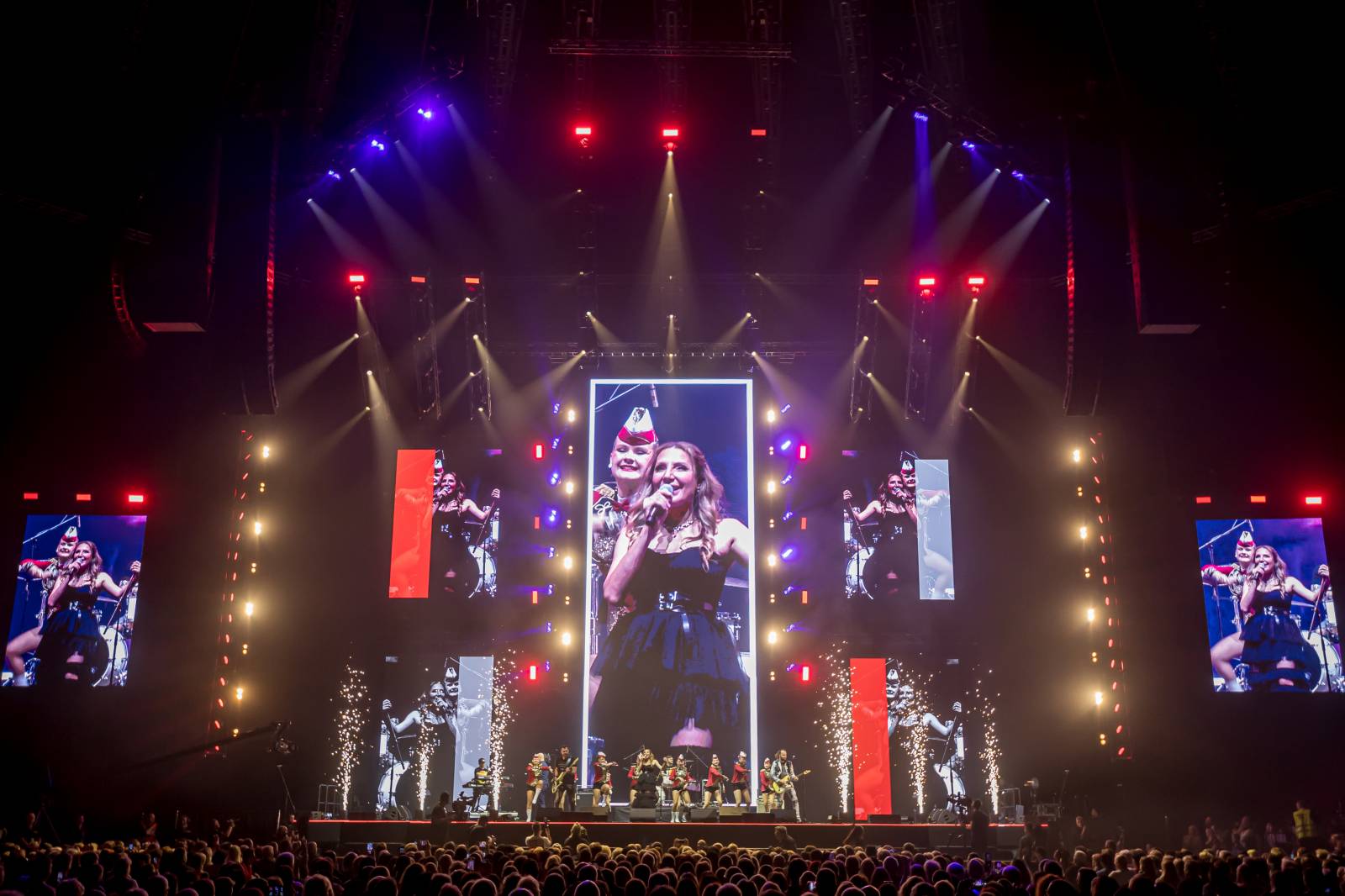 Impuls rozjel v O2 areně český mejdan, pozval na něj Chinaski, Olgu Lounovou, Olympic i 4 Tenory