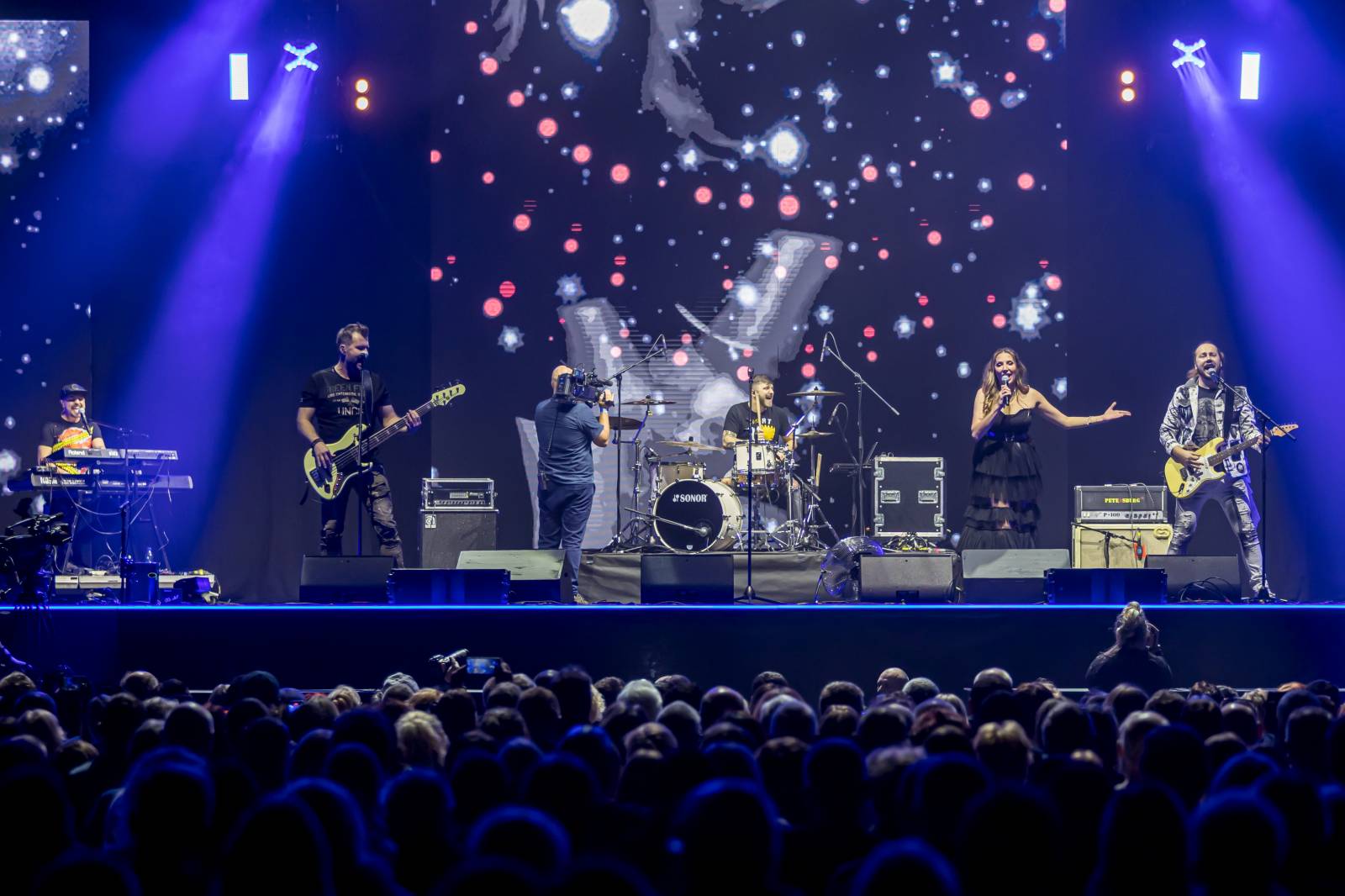 Impuls rozjel v O2 areně český mejdan, pozval na něj Chinaski, Olgu Lounovou, Olympic i 4 Tenory