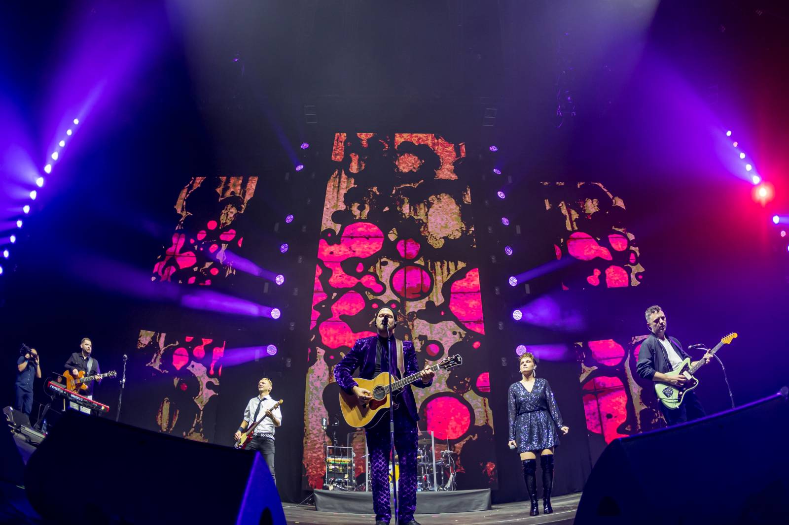 Impuls rozjel v O2 areně český mejdan, pozval na něj Chinaski, Olgu Lounovou, Olympic i 4 Tenory