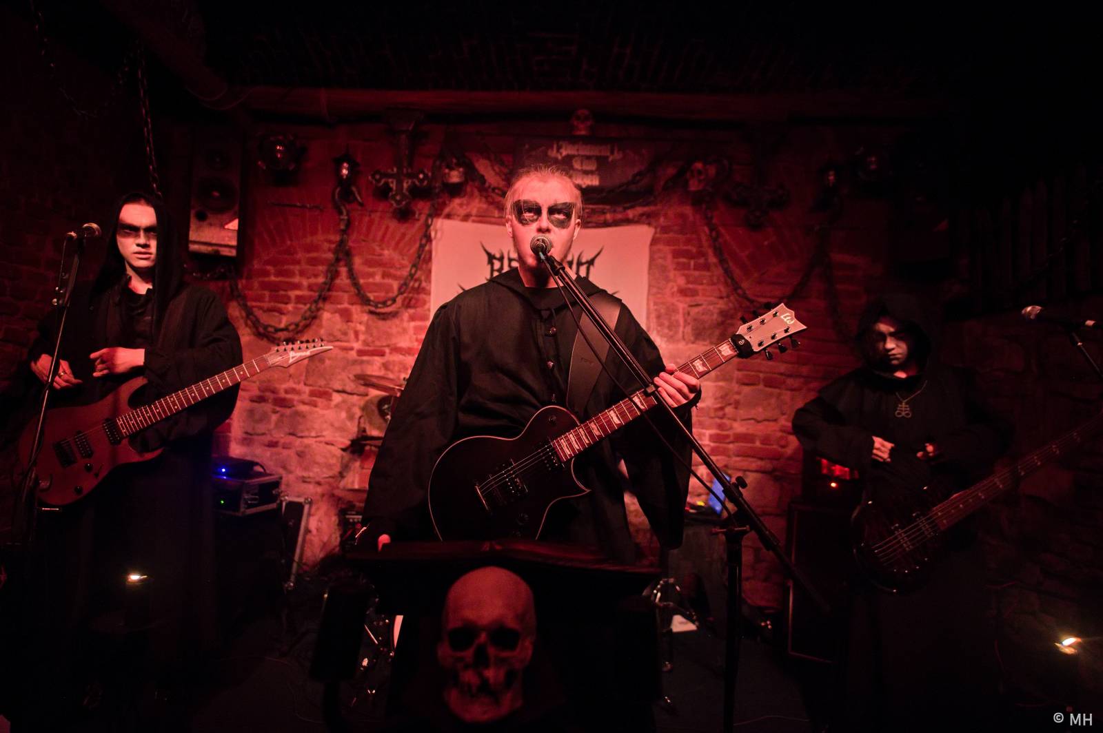 Plzeňský Parlament ovládl metal. Evropské turné v něm zakončili Satan Worship a Spiter