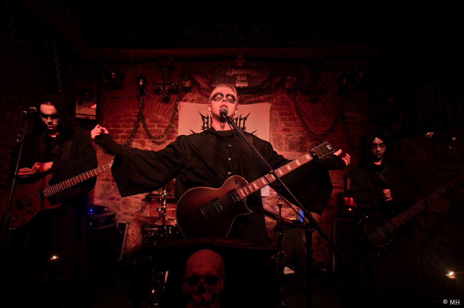 Plzeňský Parlament ovládl metal. Evropské turné v něm zakončili Satan Worship a Spiter