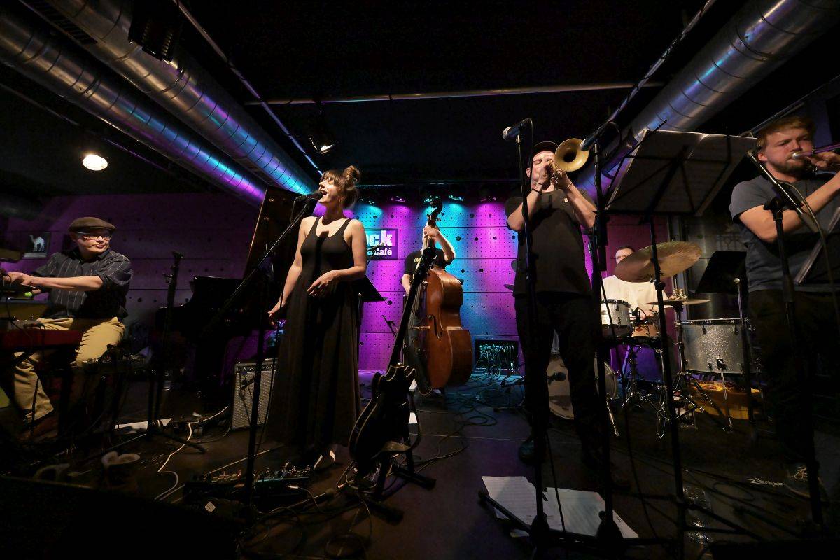 Slovenka Sisa Feher okouzlila s projektem KHI Jazz Dock