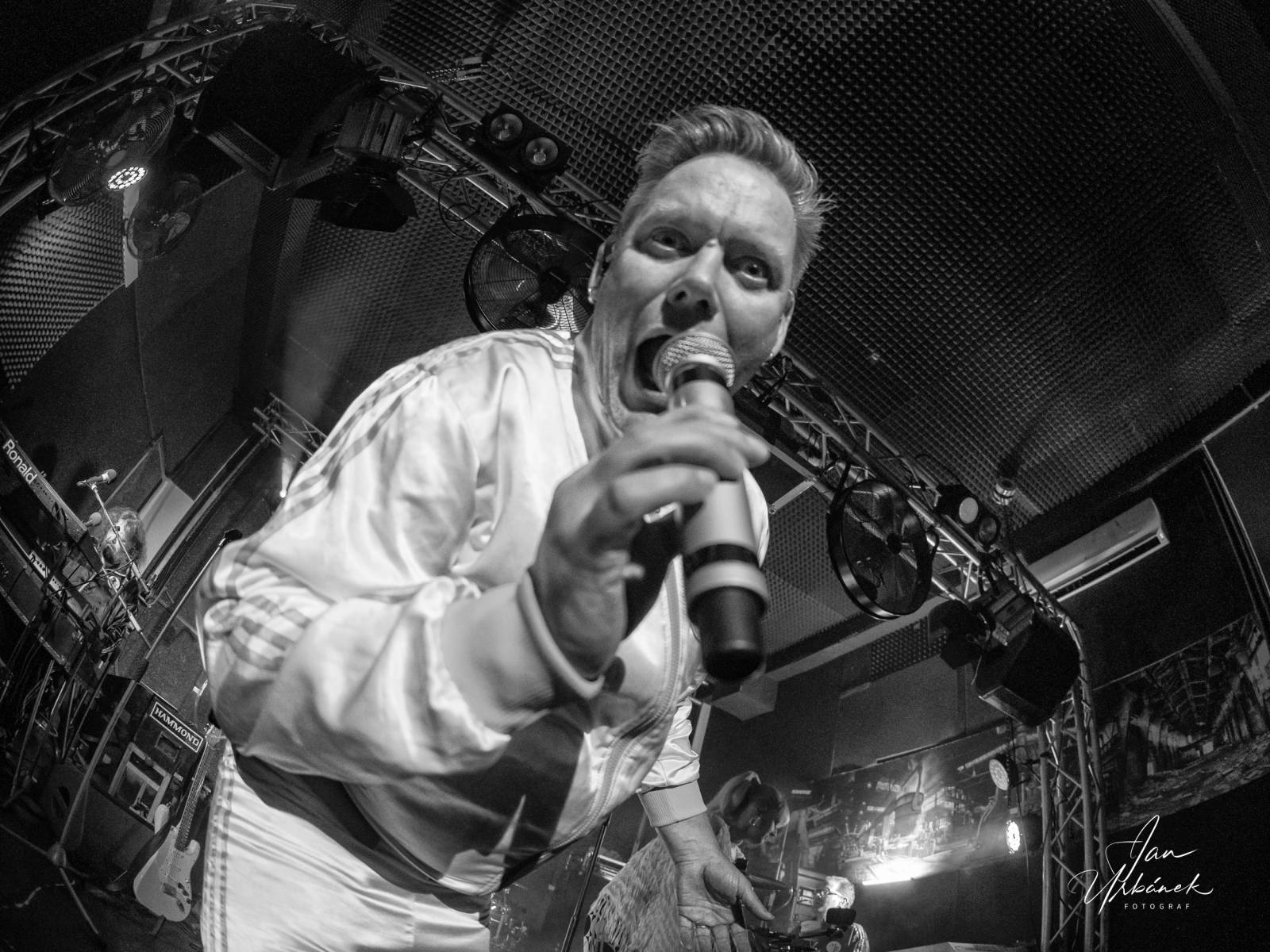 Monkey Business roztančili Kladno