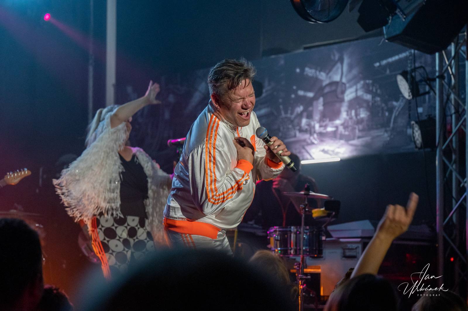 Monkey Business roztančili Kladno