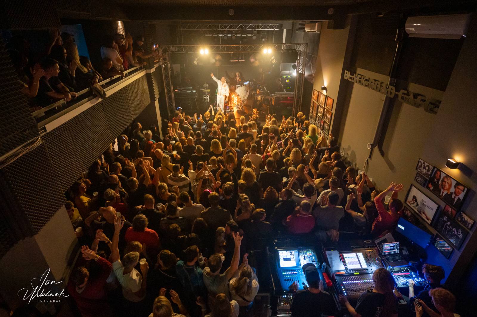 Monkey Business roztančili Kladno