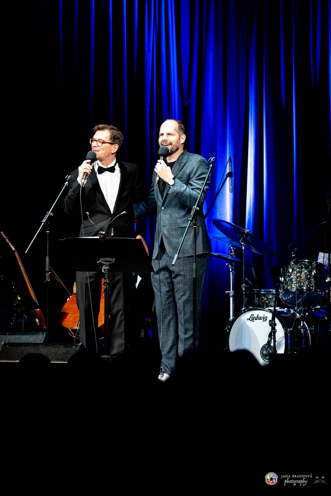 V Plzni se vzpomínalo na Petra Hapku. Jeho písně zazpívaly Kateřina Marie Tichá i Hana Holišová