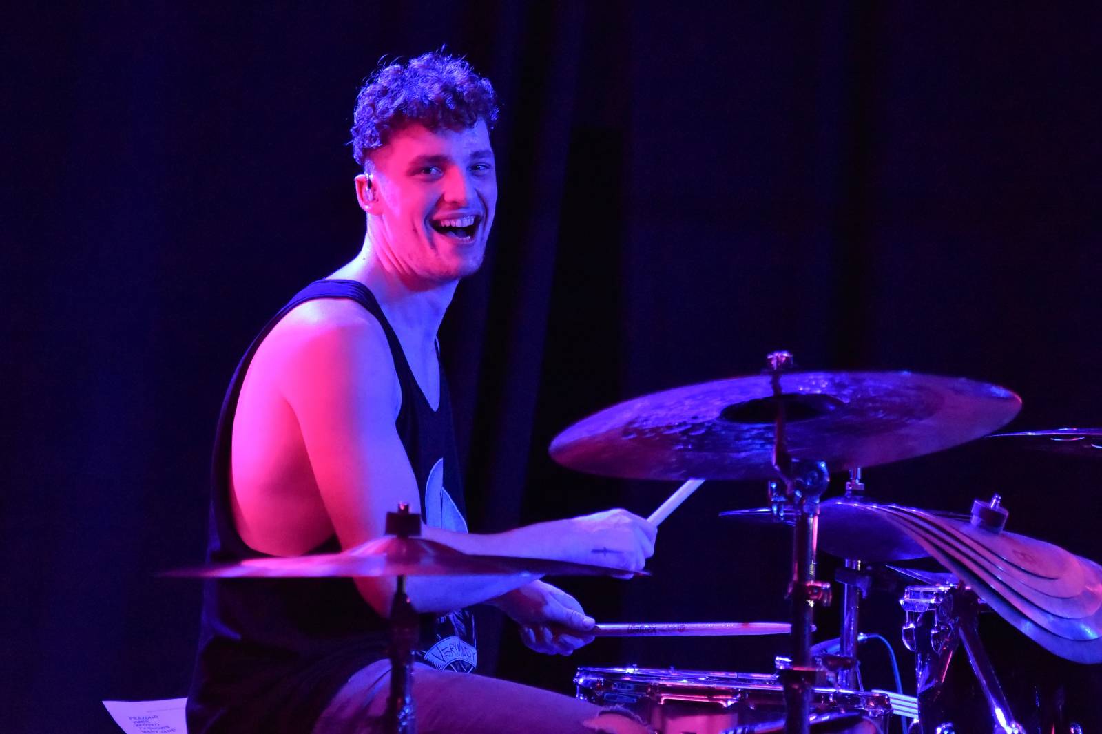 Sofian Medjmedj rozdával v Plzni energii, od fanynky si vysloužil růži