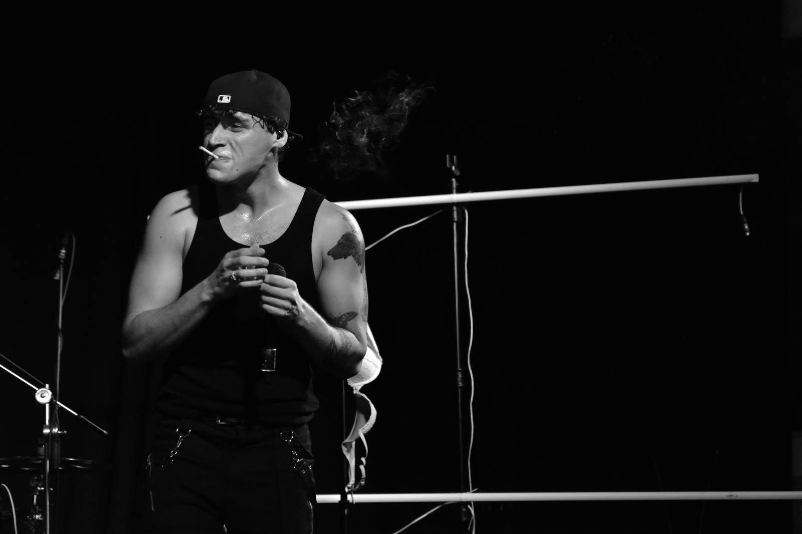 Sofian Medjmedj rozdával v Plzni energii, od fanynky si vysloužil růži