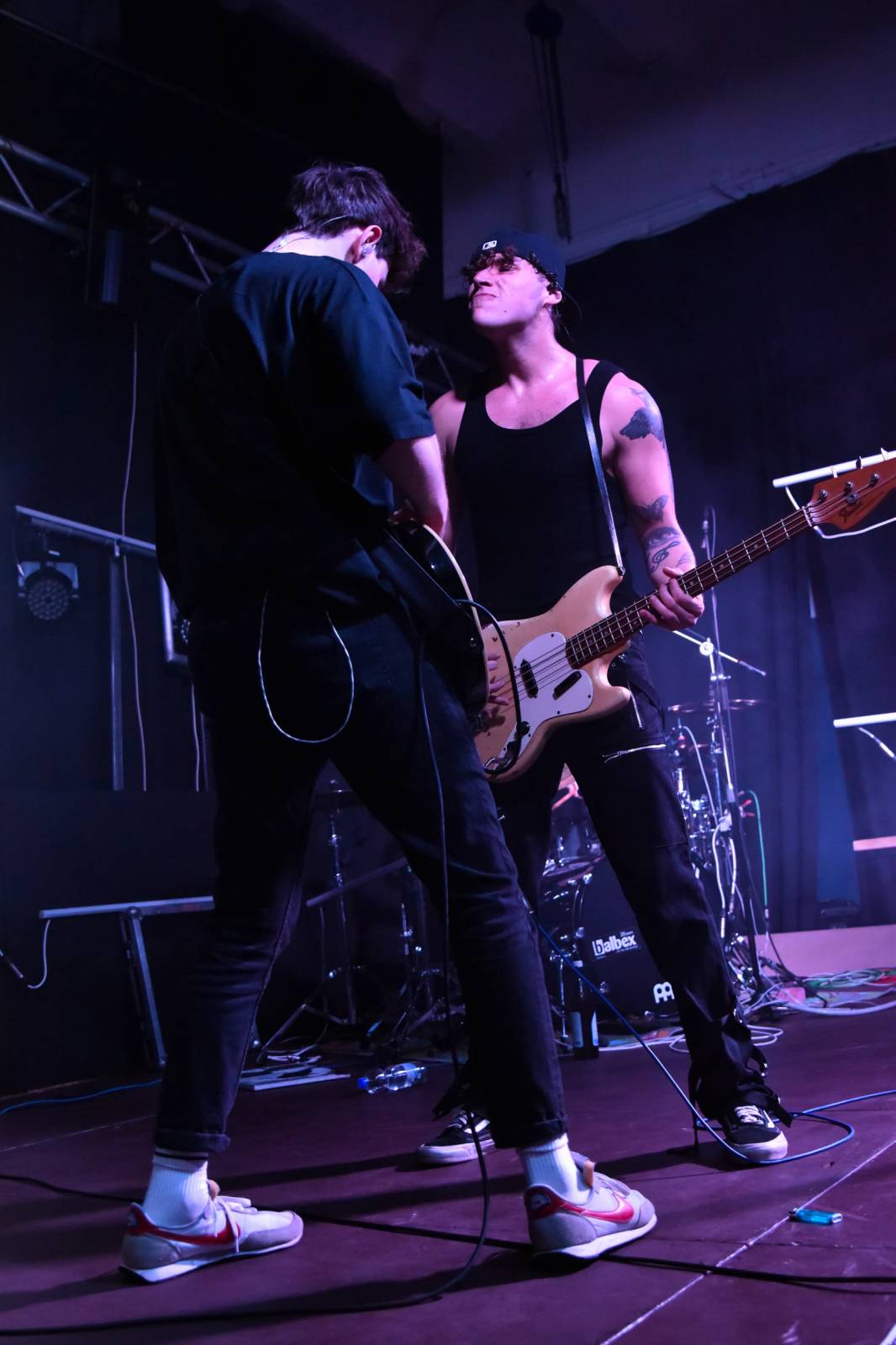 Sofian Medjmedj rozdával v Plzni energii, od fanynky si vysloužil růži