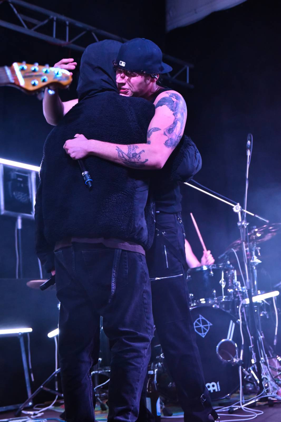 Sofian Medjmedj rozdával v Plzni energii, od fanynky si vysloužil růži