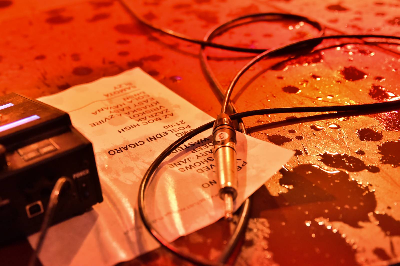 Sofian Medjmedj rozdával v Plzni energii, od fanynky si vysloužil růži