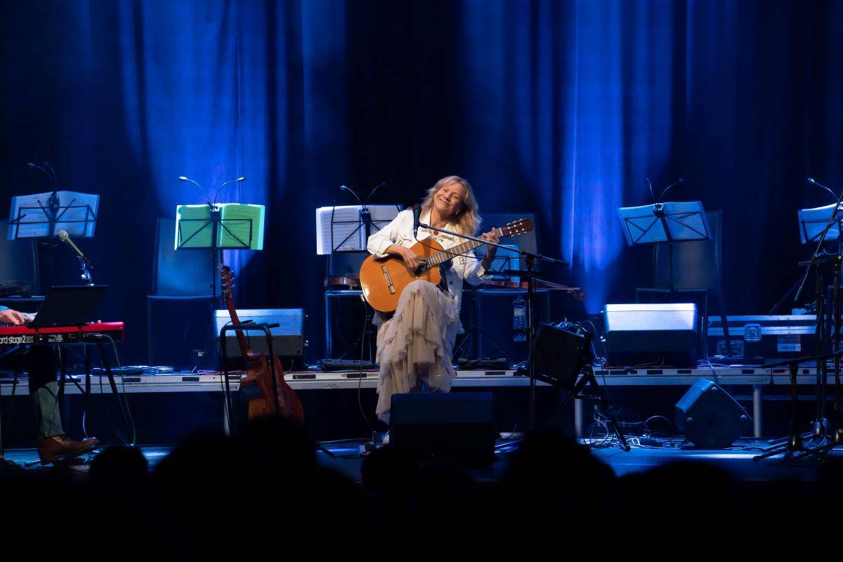 Lenka Filipová zpívala v Brně v několika jazycích, diváci ji odměnili standing ovation
