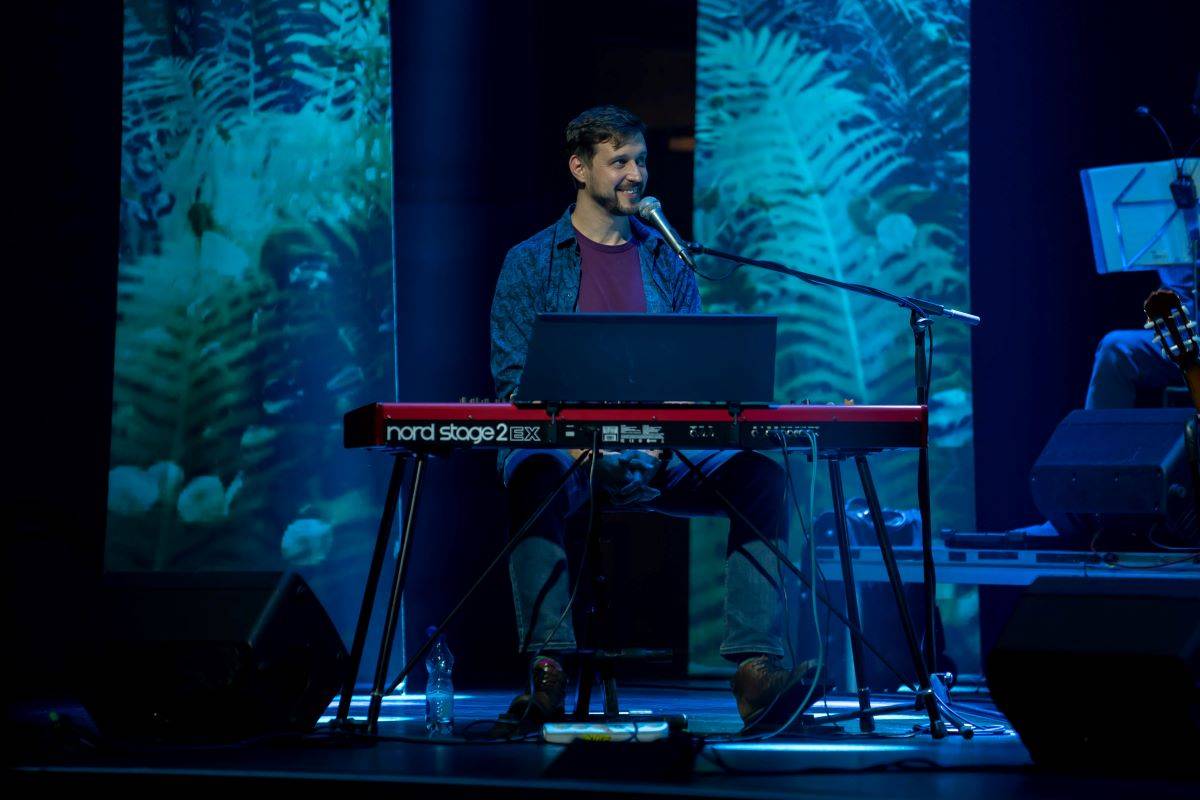 Lenka Filipová zpívala v Brně v několika jazycích, diváci ji odměnili standing ovation