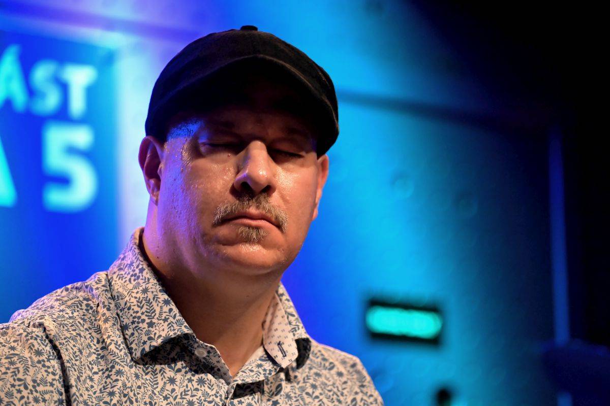 Brian Charett s Ondřejem Štveráčkem a Danielem Šoltisem zahráli v Jazz Docku mix funku, jazzu i elektronických zvuků