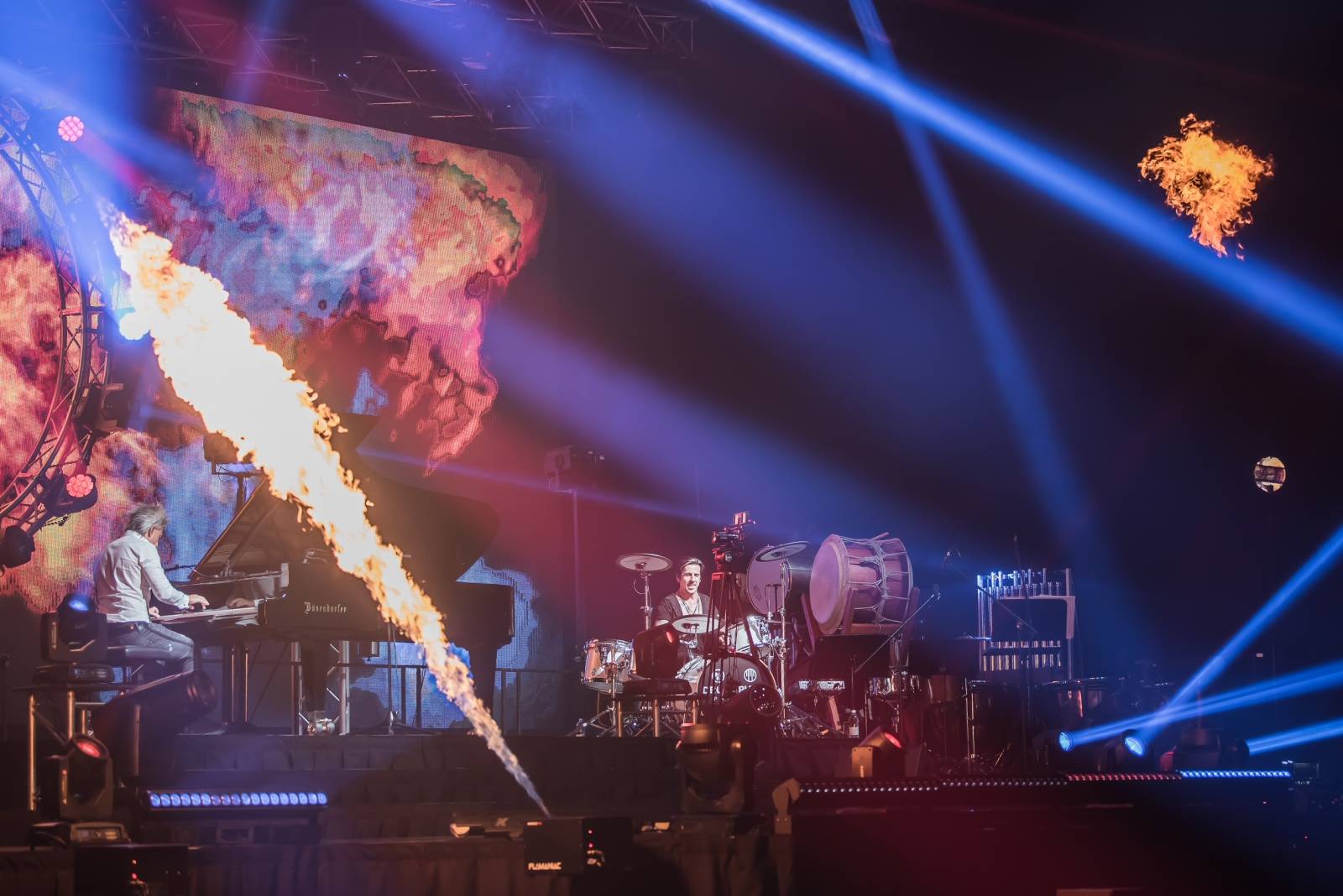 Havasi strhl O2 arenu svou svěží, vášnivou, ale zároveň zábavnou hudbou