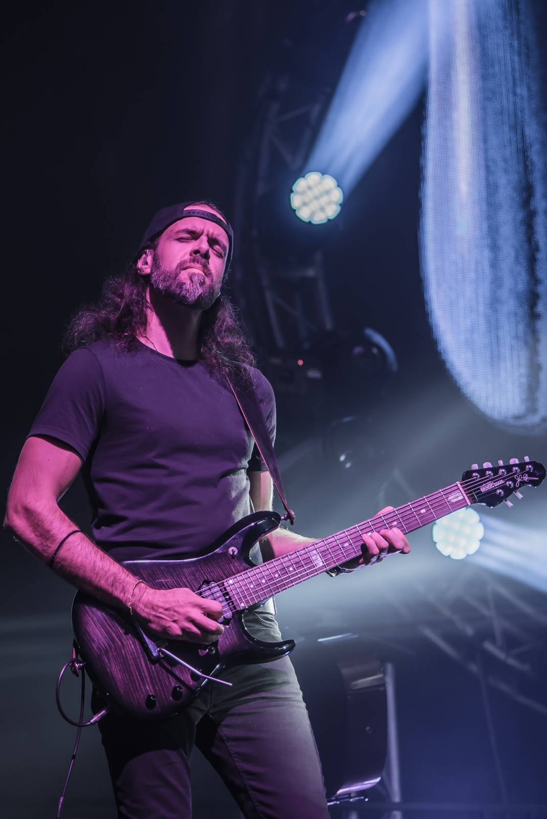 Havasi strhl O2 arenu svou svěží, vášnivou, ale zároveň zábavnou hudbou