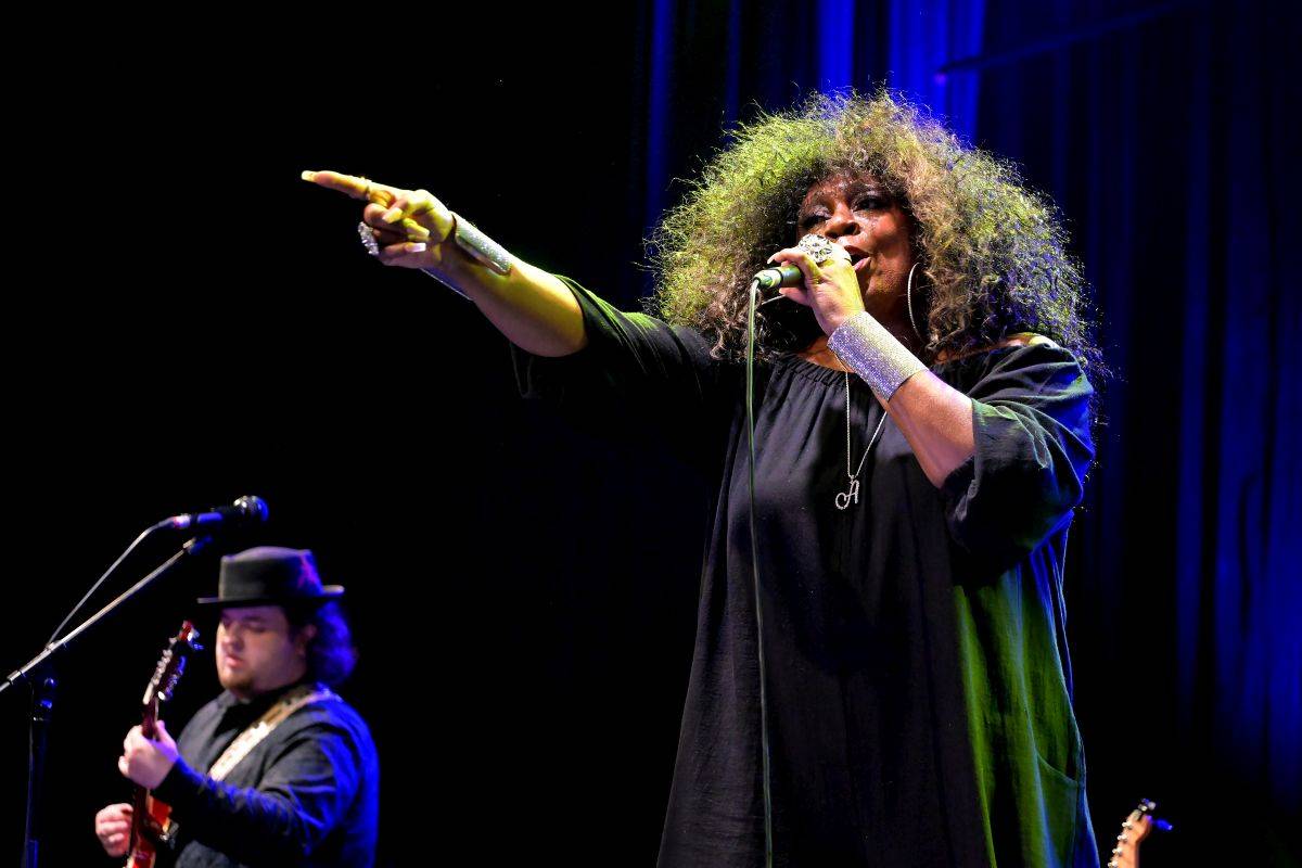 Blues Alive zahájili projekt Chicago Blues Festival, Krissy Matthews i Jim Carpenter