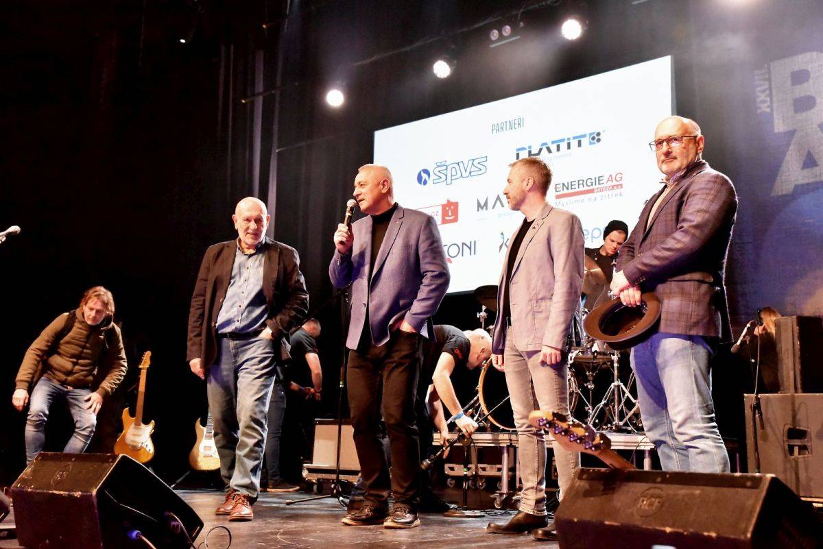 Blues Alive zahájili projekt Chicago Blues Festival, Krissy Matthews i Jim Carpenter