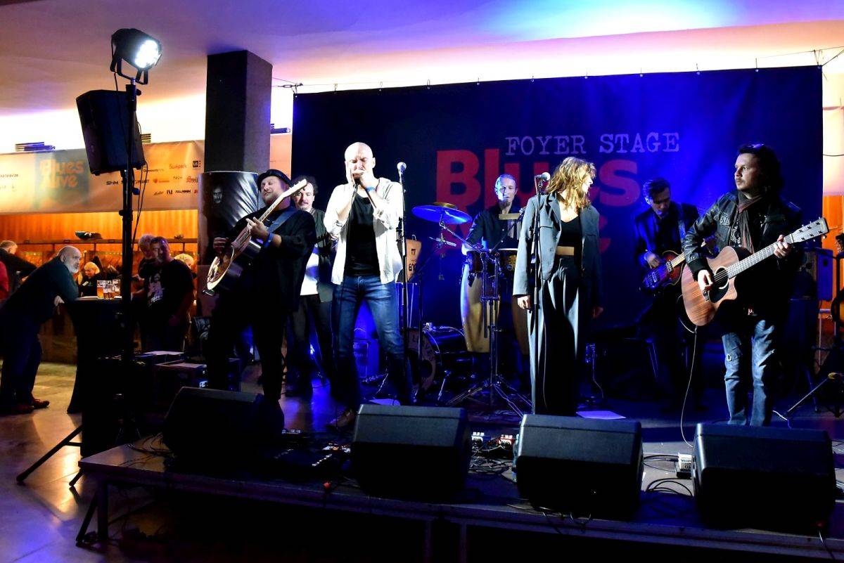 Blues Alive zahájili projekt Chicago Blues Festival, Krissy Matthews i Jim Carpenter